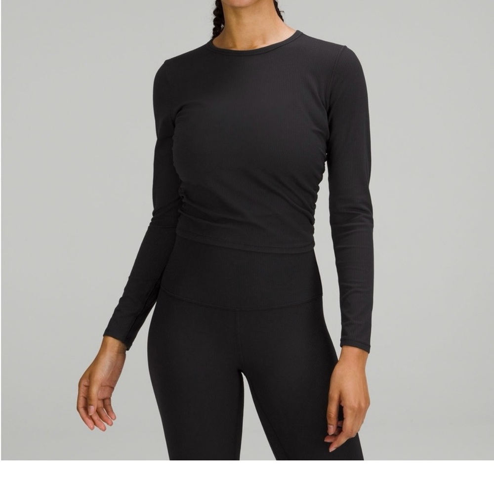 lululemon athletica nulu All it takes longsleeve size 4
